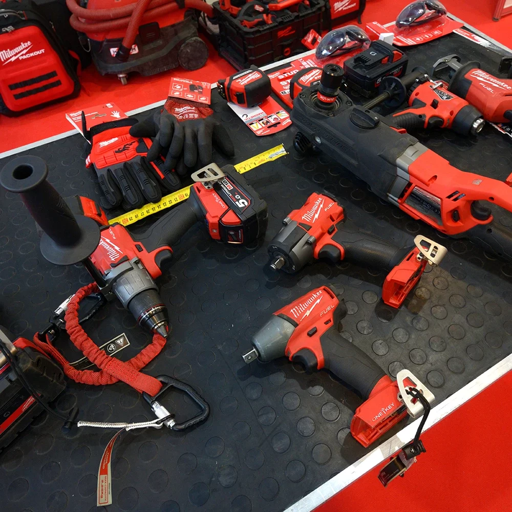 SQUARE_Midland_Tools_Courtenay_Comox_Hardware_Store_Power_Dewalt_Milwaukee_Makita_Saws_Drills_Construction_Carpentry_Supplies_Local_23